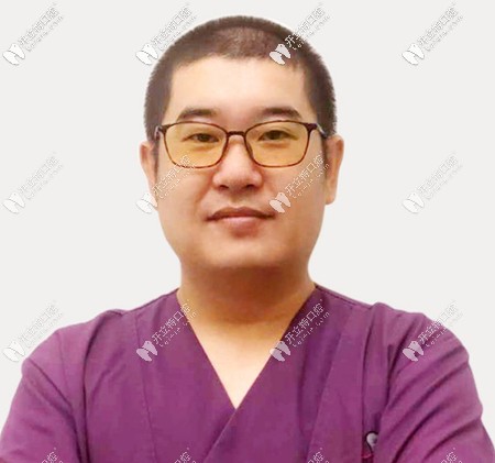 三亞微笑口腔門(mén)診修復(fù)醫(yī)師<!--<i data=20240703-sp></i>--> 三亞微笑口腔門(mén)診修復(fù)醫(yī)師<!--<i data=20240703-sp></i>-->