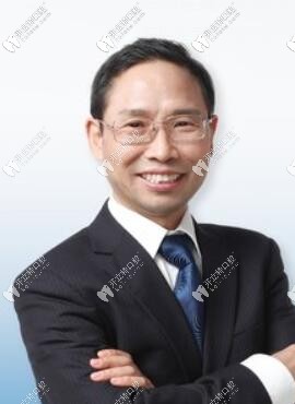 北京精德口腔門(mén)診部解德勇